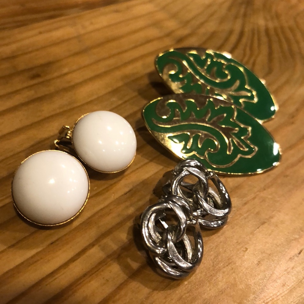 🌻 3 pairs vintage clip-on earrings